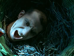 extant_HTLJ_4x05-StrangerInAStrangeWorld_00109