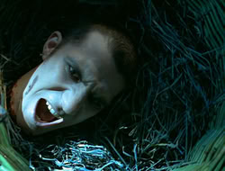 extant_HTLJ_4x05-StrangerInAStrangeWorld_00110