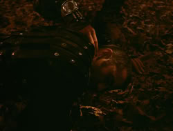 extant_HTLJ_4x05-StrangerInAStrangeWorld_00112