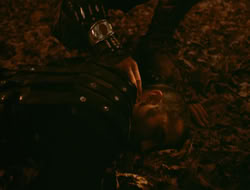 extant_HTLJ_4x05-StrangerInAStrangeWorld_00113