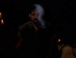 extant_HTLJ_4x05-StrangerInAStrangeWorld_00134