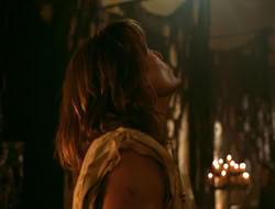 extant_HTLJ_4x05-StrangerInAStrangeWorld_00193
