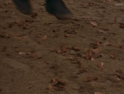 extant_HTLJ_4x05-StrangerInAStrangeWorld_00304