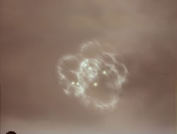 extant_HTLJ_4x05-StrangerInAStrangeWorld_00336