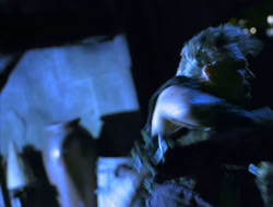 extant_HTLJ_4x05-StrangerInAStrangeWorld_00404