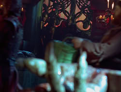 extant_HTLJ_4x05-StrangerInAStrangeWorld_00482