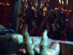 extant_HTLJ_4x05-StrangerInAStrangeWorld_00488