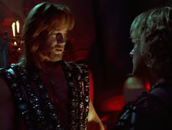 extant_HTLJ_4x05-StrangerInAStrangeWorld_00530