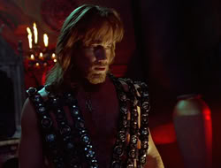 extant_HTLJ_4x05-StrangerInAStrangeWorld_00549