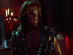 extant_HTLJ_4x05-StrangerInAStrangeWorld_00551