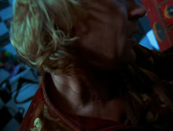 extant_HTLJ_4x05-StrangerInAStrangeWorld_00829