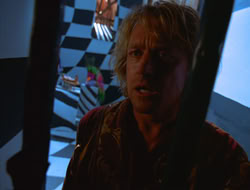 extant_HTLJ_4x05-StrangerInAStrangeWorld_00852