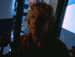 extant_HTLJ_4x05-StrangerInAStrangeWorld_00872