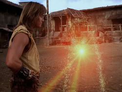extant_HTLJ_4x05-StrangerInAStrangeWorld_01110