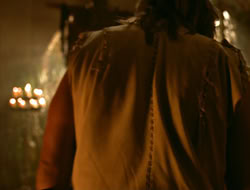 extant_HTLJ_4x05-StrangerInAStrangeWorld_01282
