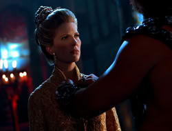 extant_HTLJ_4x05-StrangerInAStrangeWorld_01554