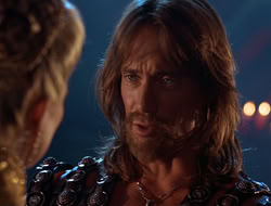 extant_HTLJ_4x05-StrangerInAStrangeWorld_01555