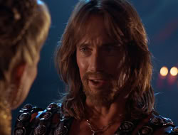 extant_HTLJ_4x05-StrangerInAStrangeWorld_01558