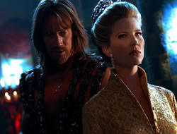 extant_HTLJ_4x05-StrangerInAStrangeWorld_01582