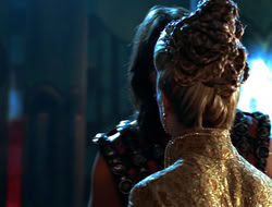 extant_HTLJ_4x05-StrangerInAStrangeWorld_01622