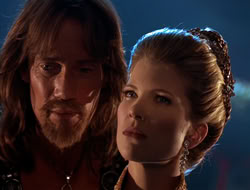 extant_HTLJ_4x05-StrangerInAStrangeWorld_01630