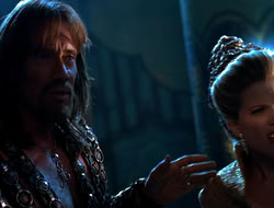 extant_HTLJ_4x05-StrangerInAStrangeWorld_01684