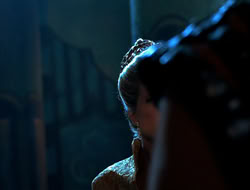 extant_HTLJ_4x05-StrangerInAStrangeWorld_01689
