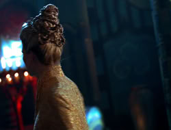 extant_HTLJ_4x05-StrangerInAStrangeWorld_01719