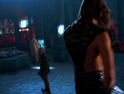 extant_HTLJ_4x05-StrangerInAStrangeWorld_01728