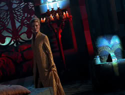 extant_HTLJ_4x05-StrangerInAStrangeWorld_01733