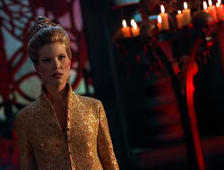 extant_HTLJ_4x05-StrangerInAStrangeWorld_01742