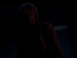 extant_HTLJ_4x05-StrangerInAStrangeWorld_01781