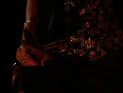 extant_HTLJ_4x05-StrangerInAStrangeWorld_01790