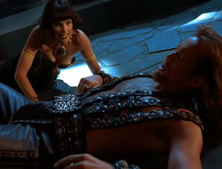 extant_HTLJ_4x05-StrangerInAStrangeWorld_01983