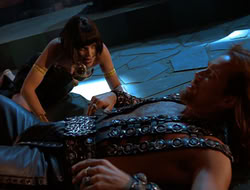 extant_HTLJ_4x05-StrangerInAStrangeWorld_01985