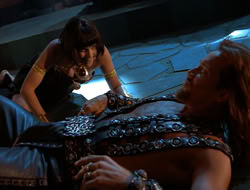 extant_HTLJ_4x05-StrangerInAStrangeWorld_01986