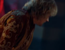 extant_HTLJ_4x05-StrangerInAStrangeWorld_02292