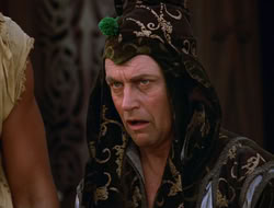 extant_HTLJ_4x05-StrangerInAStrangeWorld_02438