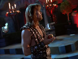 extant_HTLJ_4x05-StrangerInAStrangeWorld_02605