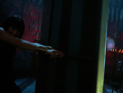 extant_HTLJ_4x05-StrangerInAStrangeWorld_02707
