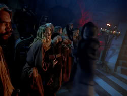 extant_HTLJ_4x05-StrangerInAStrangeWorld_02730