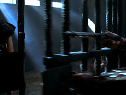 extant_HTLJ_4x05-StrangerInAStrangeWorld_03113