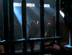extant_HTLJ_4x05-StrangerInAStrangeWorld_03125