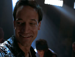 extant_HTLJ_4x05-StrangerInAStrangeWorld_03143
