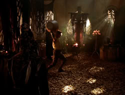 extant_HTLJ_4x05-StrangerInAStrangeWorld_03470
