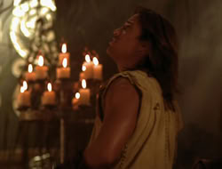 extant_HTLJ_4x05-StrangerInAStrangeWorld_03502