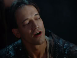 extant_HTLJ_4x05-StrangerInAStrangeWorld_03664