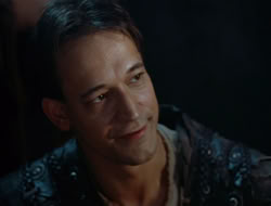 extant_HTLJ_4x05-StrangerInAStrangeWorld_03665