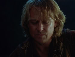 extant_HTLJ_4x05-StrangerInAStrangeWorld_03671