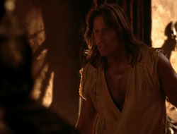 extant_HTLJ_4x05-StrangerInAStrangeWorld_03813